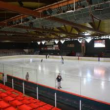Piscine Jean Regis A Annecy Sports D Eau Piscine Lac D Annecy