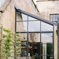 Installer une cuisine dans une véranda s'inscrit parfaitement dans la tendance actuelle pour vous permettre de cuisiner et recevoir dans un espace ouvert, lumineux et convivial. Installer La Cuisine Dans La Veranda Exemples Reussis Du Genre Cote Maison