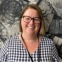 Leonie Taylor Email & Phone Number