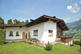 Vakantiehuizen Tirol Zillertal Fugen Huis Code A6263 210 Oostenrijk Tirol Wintersport Vakantie Vakantiehuizen Chalet Austria Huisstijl Huizen Chalets
