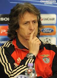 Benfica manager Jorge Jesus gestures during a press conference prior to tomorrow&#39;s Champions League quarter final second leg soccer match against Chelsea at ... - benfica-manager-jorge-jesus
