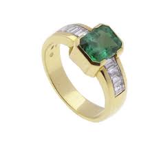 Koop en verkoop ringen op marktplaats. 18 Karaat Gouden Ring Met Smaragd En Diamanten Kopen Christian