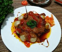 Cilok, jajanan anak sekolah yang dicolok dan bikin nagih. Resep Cilok Bumbu Kacang Pedas Kenyal Dan Gurih 2021 Aroma Rasa