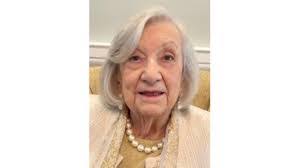 Marion Delaney's Instagram, Twitter & Facebook