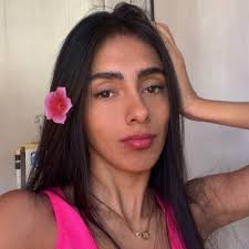 Alejandra Jara (@ale_jara95)