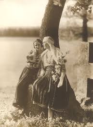 Wilhelm al doilea miza pe recunoştinţa regelui carol. Principesa Ileana Regina Maria Queen Marie Of Romania Facebook