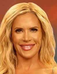 Photos et biographies des membres de la distribution de Real Housewives of  Orange County Saison 18 : r/RHDiscussion