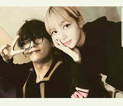 Cute Taelice Taehyung Lisa Bts Blackpink Purplelove Konserler Kizlar Books