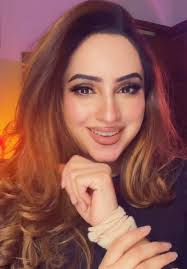 Ishq Ne Pakra Le Kalai