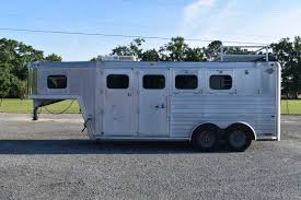 The trailer that is considered to be rather top of the line, a gooseneck trailer offers not only a lot of space for horses and supplies but also sometimes even living conditions. Used 1997 Hart 3 Horse Trailer Gooseneck Horse Trailer Dixie Horse Mule Co