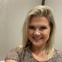 Cassie Pearce's Instagram, Twitter & Facebook