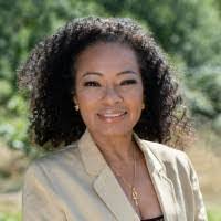 Brianna Closmore's Instagram, Twitter & Facebook