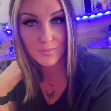 Who can braid my niece's hair?