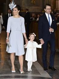 Jun 15, 2021 · sie lebt mit ihrer familie in den usa will aber den großteil des sommers zu hause in schweden verbringen. Prinzessin Victoria Steckbrief News Bilder Der Kronprinzessin Prinzessin Victoria Kronprinzessin Victoria Prinz Daniel