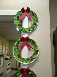 Bricolage de noel couronne de. Assiette En Carton Couronne Noel Couronne Noel Noel Bricolage De Noel Maternelle