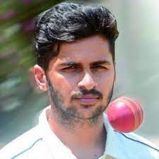 Shardul thakur age 26 years old, he born in palghar, maharashtra, india. Shardul Thakur Biography Age Height Weight Girlfriend Family Wiki More Biography Relatable Birth Sign