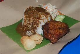 Resipi nasi ayam hainan sedap & mudah boleh buat secara homemade. Ayam Goreng Berempah Nasi Kukus