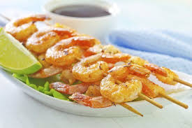 Pour fresh lime juice over diced shrimp in a bowl. How To Heat Cooked Shrimp Livestrong Com How To Cook Shrimp Cooked Shrimp Recipes Recipe For Frozen Cooked Shrimp
