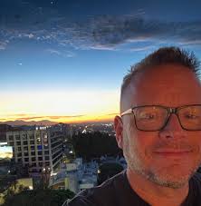 Patrick Ness (@patricknessbooks) • Instagram photos and videos