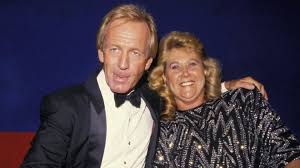 Richardson and paul hogan both made it to the last four in the first edition and they will face off. Paul Hogan S Granddaughter Slams Disrespectful Magazine Error