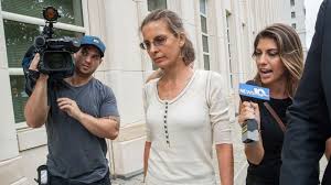 He faces up to life in prison. Sex Sekte Milliardarserbin Clare Bronfman Bekennt Sich Schuldig Stern De