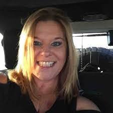 Heather Keatts's Instagram, Twitter & Facebook