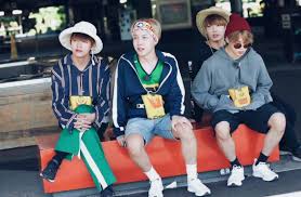 Thankyou to coldplayers and army and everyone who made this happen. V Jhope Jimin Jungkook Bts 1 Wolyang 130 Vsco