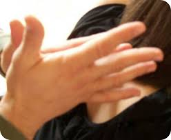 The technique massages the back, neck, scalp and face using a variety of massage pressures and an indian head massage may prove beneficial by: Indian Head Massage Advanced Techniques