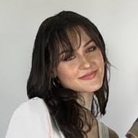 Claire Selleck's Instagram, Twitter & Facebook