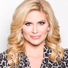 Heart is heavy. Learned Kelley Mitchell passed away. She was an incredible  anchor in Miami. I learned so much by watching her.