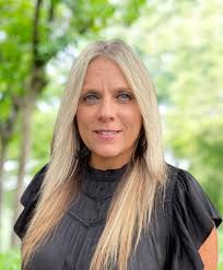 Supporting women in commercial real estate scholarships