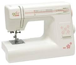 Sebut saja dudukan jarum, jarum mesin, tiang benang, spool,sepatu mesin dan sebagainya. Mesin Jahit Terbaik Peringkat Teratas 2020