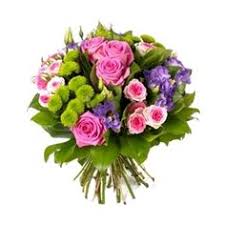 Sono un fiore popolare nei bouquet di tutto il mondo e l'ideale per regalare un bel sorriso in una giornata speciale. Il Galateo Dei Fiori