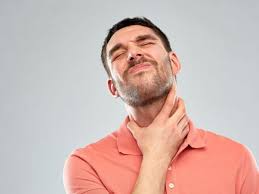 Radang tenggorokan dapat anda atasi dengan mengkonsumsi madu asli. Cara Mengatasi Radang Tenggorokan Yang Ampuh