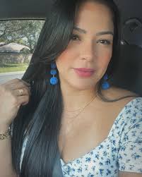 HOLA BUENAS DÍAS MUJER HERMOSA BESITOS ESTAS MUY RICA MUJER QUIERO SER TU  MARIDO MUJER HERMOSA BESITOS 😘 8