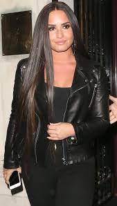 Demi Lovato Wearing Leather Jacket Binnenkort Kleding Aziatisch