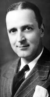 Droit dans le mur : Tucker