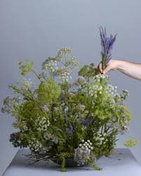 In the company of flowers nh. How To Arrange Flowers For An Unexpected Wild Looking Table The New York Times