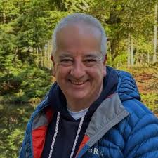 Michaela Howard (@caelahoward)