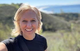 Kristin Shoemaker's Instagram, Twitter & Facebook