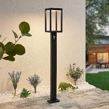 Elle met en valeur un massif de plantes vendu par boîte de 12 uniquement borne solaire atlantic nortène, esprit mer borne de lumière. Borne Lumineuse Solaire Tous Les Fournisseurs De Borne Lumineuse Solaire Sont Sur Hellopro Fr