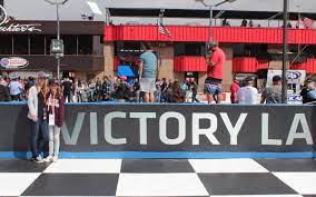 An average monster energy nascar cup series race is approximately four hours, with no breaks with luck they may get to let their guard down a minute or two once or twice for a caution. Nascar Hot Passes Dream Life On The Run