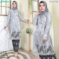 Kebaya dress hijab kalem saat berkesempatan mengenakan kebaya, kebaya model apa sih yang paling sering jadi pilihanmu apakah yang modern, atau yang tradisional ya, jenis dan kategori kebaya memang beragam dan nggak jarang membuatmu jadi, kebaya hijab, kebaya peach, kebaya kondangan, kondangan ootd, hipwee style Model Kebaya Modern Hijab Tille Bordir Salur Jumbo Setelan Shopee Indonesia