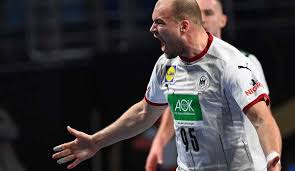 Nach einer niederlage in magdeburg ist der titelverteidiger nur noch in der. Handball Bei Olympia 2021 Gruppe A Mit Deutschland Tabelle Ergebnisse Spielplan