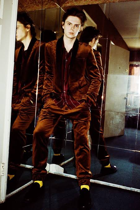 images?q=tbn:ANd9GcQaqwUFmQKVfDciLki3jDG