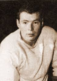 Player photos for the 1966-67 Norwalk Home Oilers at hockeydb.com