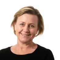 Vennepar kjøpte tomt sammen og fikk hvert sitt unike hjem