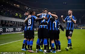 Wenn sie ins duell mit ihm gehen, setzt er seinen wuchtigen körper richtig ein, behauptet sich und. Inter Mailand Disziplin Romelu Lukaku Nach Links Geargert Durch Seine Kommentare Aktuelle Boulevard Nachrichten Und Fotogalerien Zu Stars Sternchen
