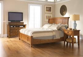 Broyhill Attic Heirlooms King Sleigh Bed Br Broyhill Furniture Bedroom Sets Furniture