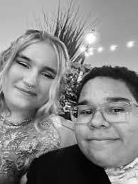 Gladys Queen's Instagram, Twitter & Facebook